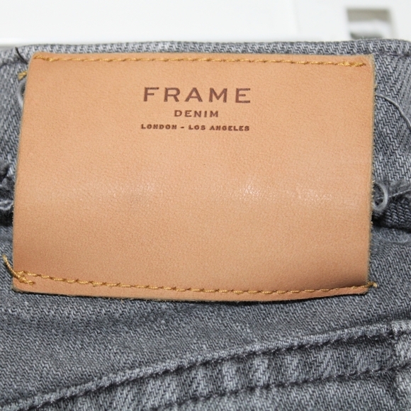 Frame Denim Nouveau Le Mix Gray Jean Denim Mini Skirt Distressed Size 25 - Picture 9 of 11